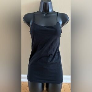 Banana Republic camisole • black • adjustable straps • size s
